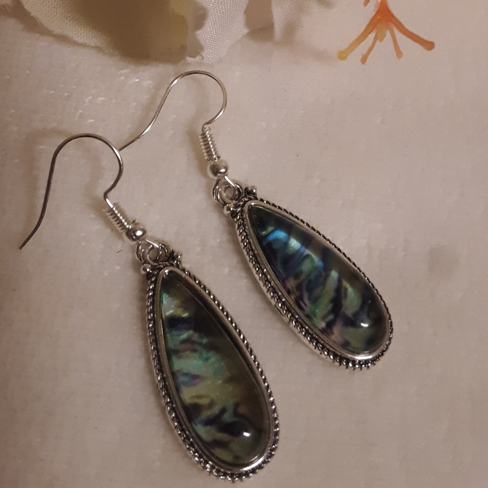 NEW SWIRLED COLORFUL DANGLE EARRINGS